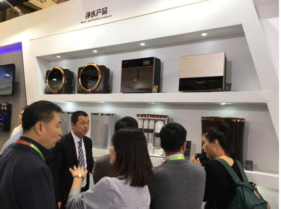 奇异果(中国)净水机亮相2017年AWE 深耕健康用水领域1